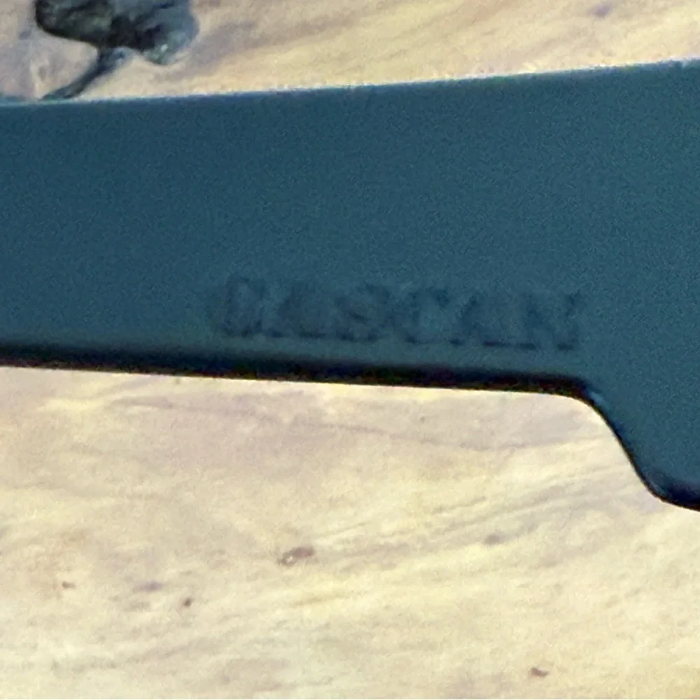 OAKLEY GASCAN Sunglasses Polished Black with Grey Lens 60mm 03-471 Includes Case